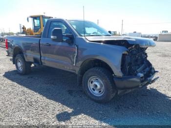  Salvage Ford F-350