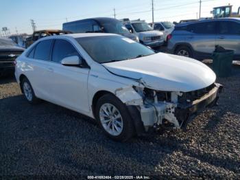  Salvage Toyota Camry