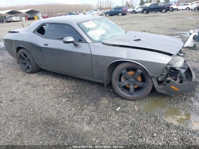  Salvage Dodge Challenger