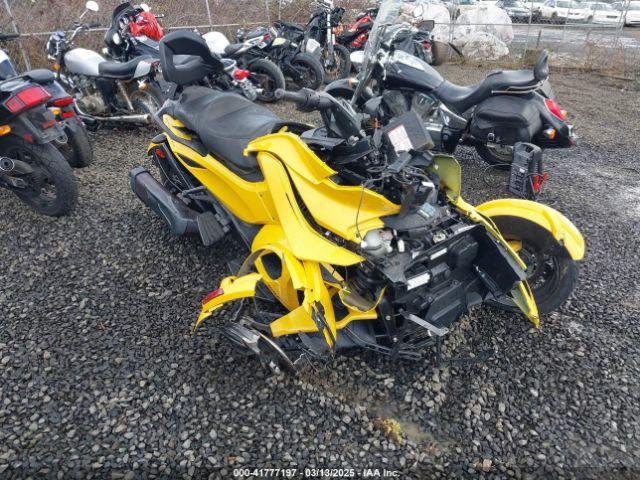  Salvage Can-Am Spyder Roadster