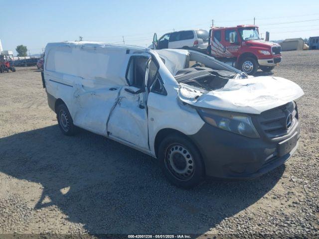  Salvage Mercedes-Benz Metris