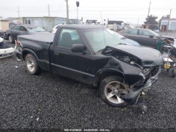  Salvage Chevrolet S-10