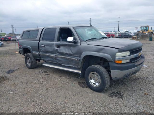  Salvage Chevrolet Silverado 2500