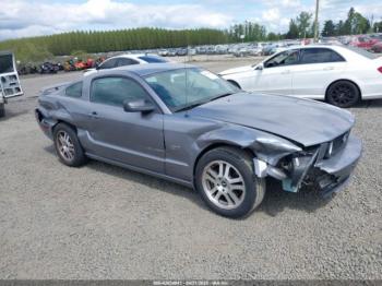  Salvage Ford Mustang