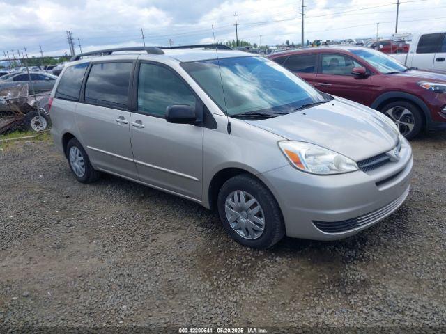 Salvage Toyota Sienna