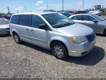  Salvage Chrysler Town & Country