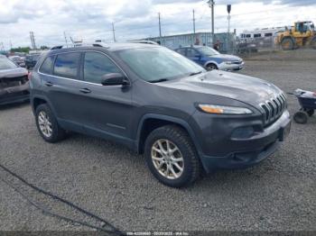  Salvage Jeep Cherokee