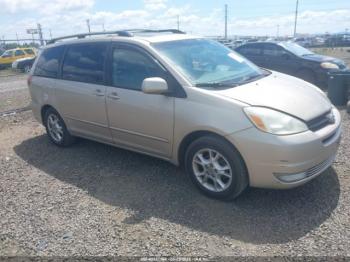  Salvage Toyota Sienna