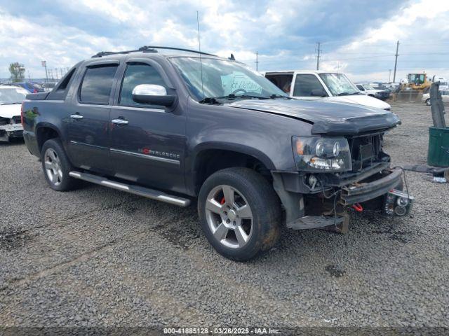  Salvage Chevrolet Avalanche 1500