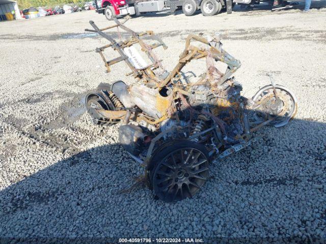  Salvage Can-Am Spyder Roadster