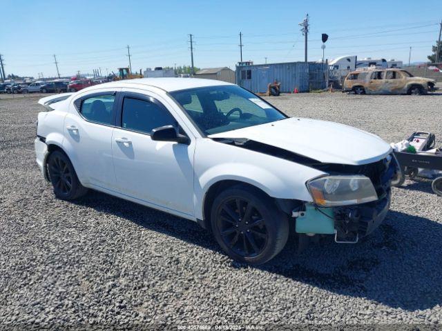  Salvage Dodge Avenger
