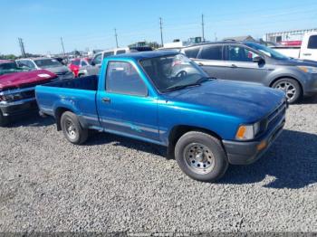  Salvage Toyota Pickup