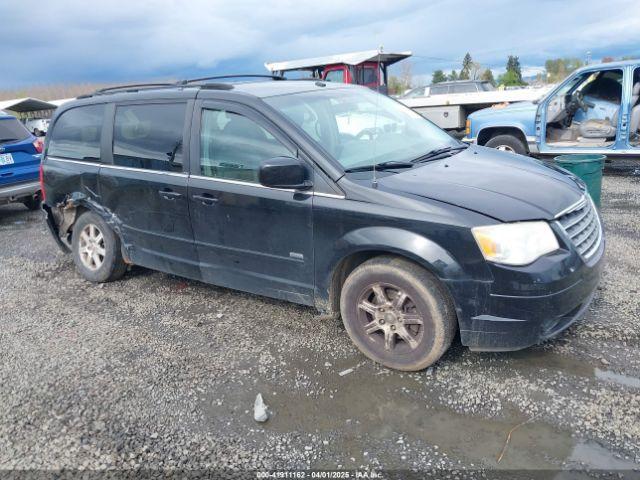 Salvage Chrysler Town & Country