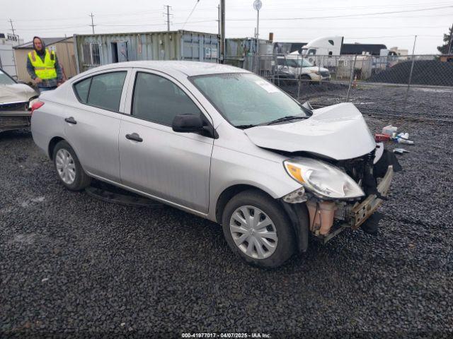  Salvage Nissan Versa