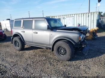  Salvage Ford Bronco