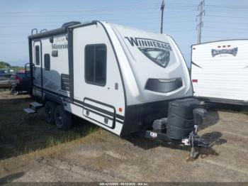  Salvage Winnebago Micro Minnie Travel Trail
