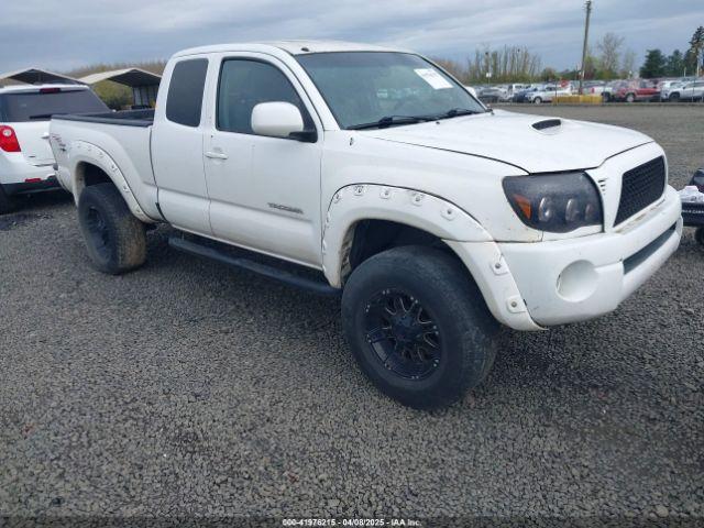  Salvage Toyota Tacoma