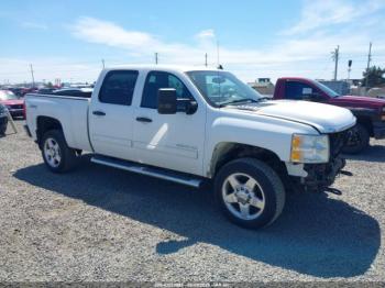  Salvage Chevrolet Silverado 2500