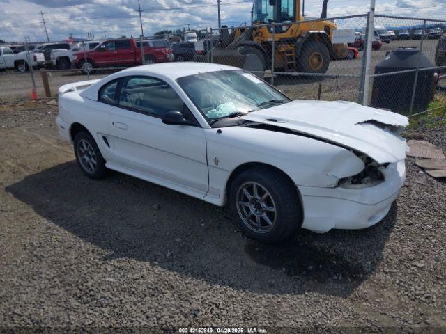  Salvage Ford Mustang