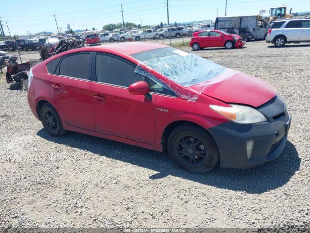  Salvage Toyota Prius