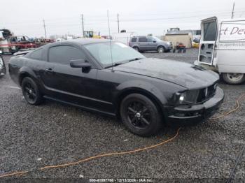  Salvage Ford Mustang