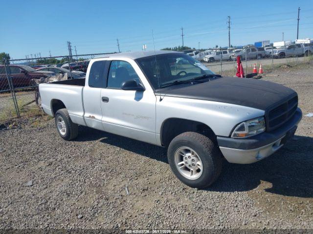  Salvage Dodge Dakota