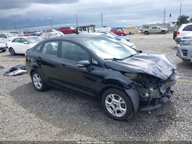  Salvage Ford Fiesta