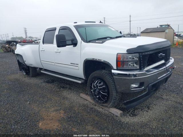  Salvage Chevrolet Silverado 3500