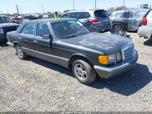  Salvage Mercedes-Benz 300