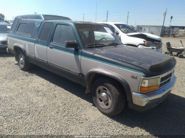  Salvage Dodge Dakota