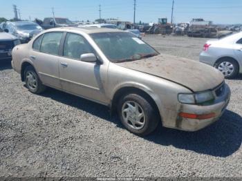  Salvage Nissan Maxima