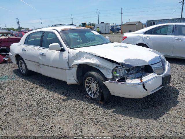  Salvage Lincoln Continental