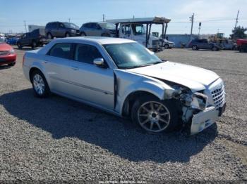  Salvage Chrysler 300c