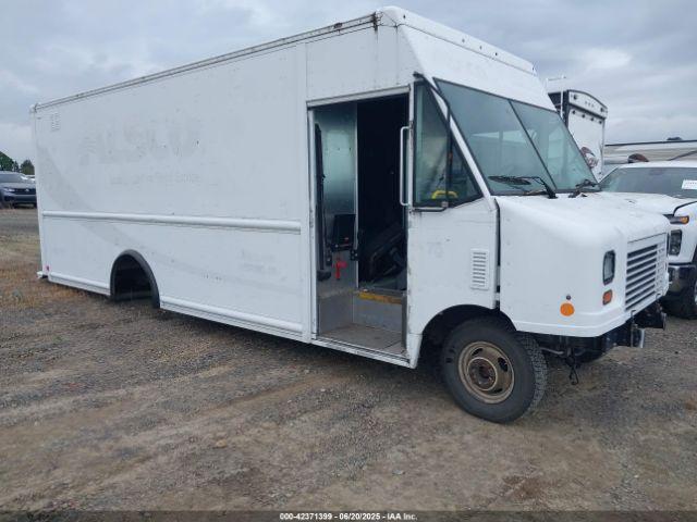  Salvage Ford E-450