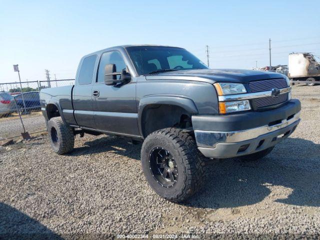  Salvage Chevrolet Silverado 2500