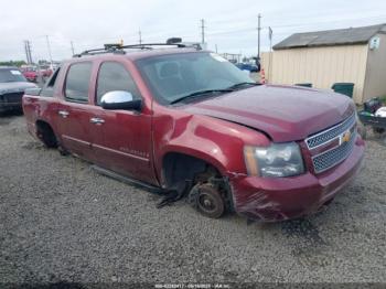  Salvage Chevrolet Avalanche 1500