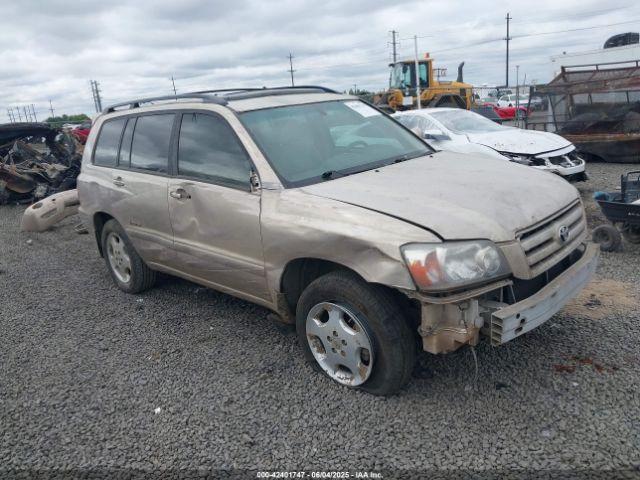  Salvage Toyota Highlander