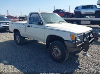  Salvage Toyota Pickup