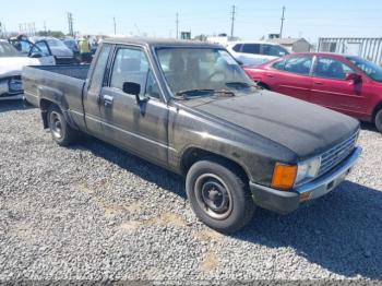  Salvage Toyota Pickup