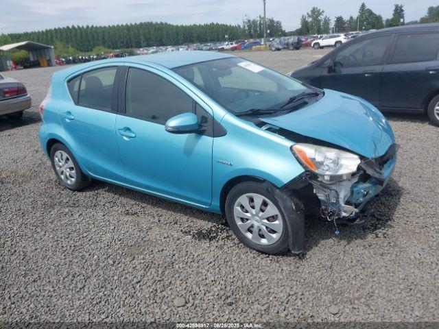  Salvage Toyota Prius c