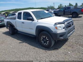  Salvage Toyota Tacoma