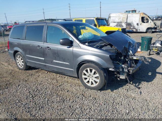  Salvage Chrysler Town & Country