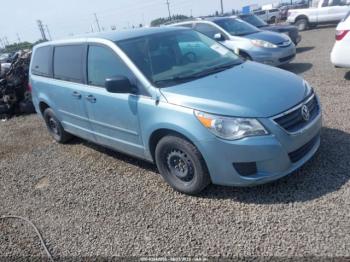  Salvage Volkswagen Routan