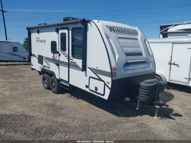  Salvage Winnebago Micro Minnie