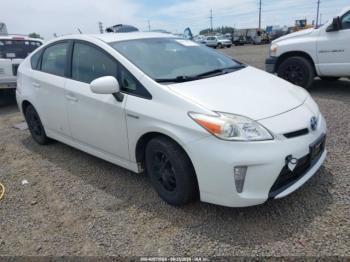  Salvage Toyota Prius