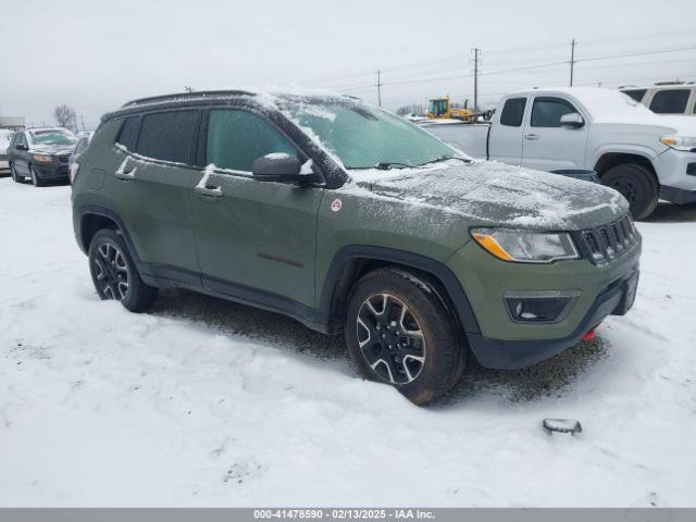  Salvage Jeep Compass