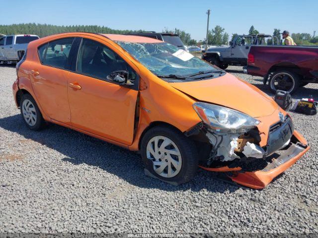  Salvage Toyota Prius c
