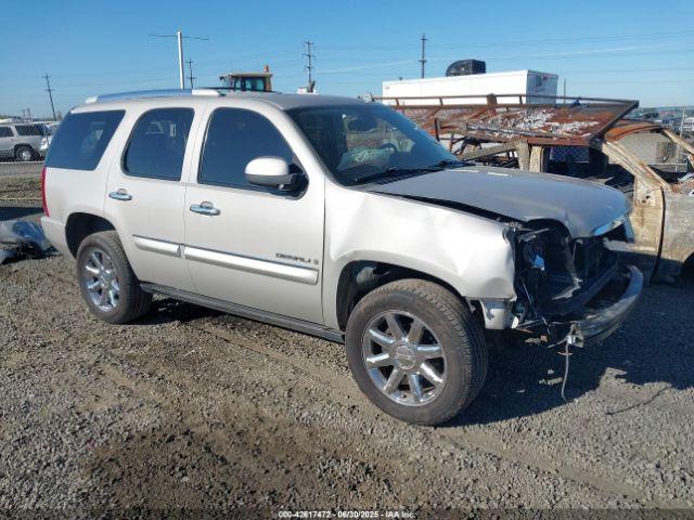  Salvage GMC Yukon