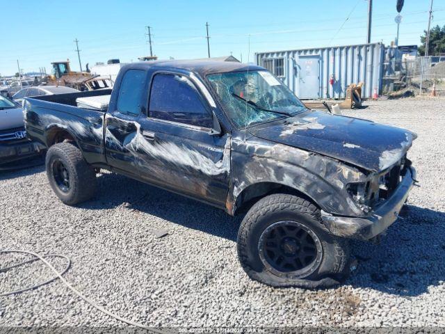  Salvage Toyota Tacoma