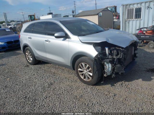  Salvage Kia Sorento